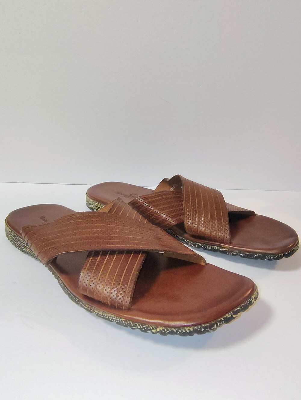Tommy Bahama Brown Leather Cross-Strap Men's Slide Comfort Summer Sandals 13 - Picture 2 of 9
